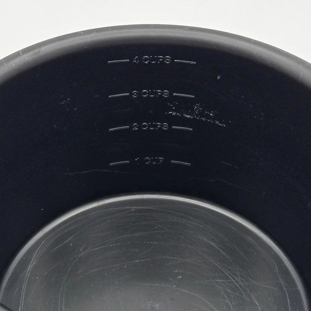 The Pampered Chef Micro-Cooker 1 Quart Microwave Steamer Pot Strainer Lid 2776